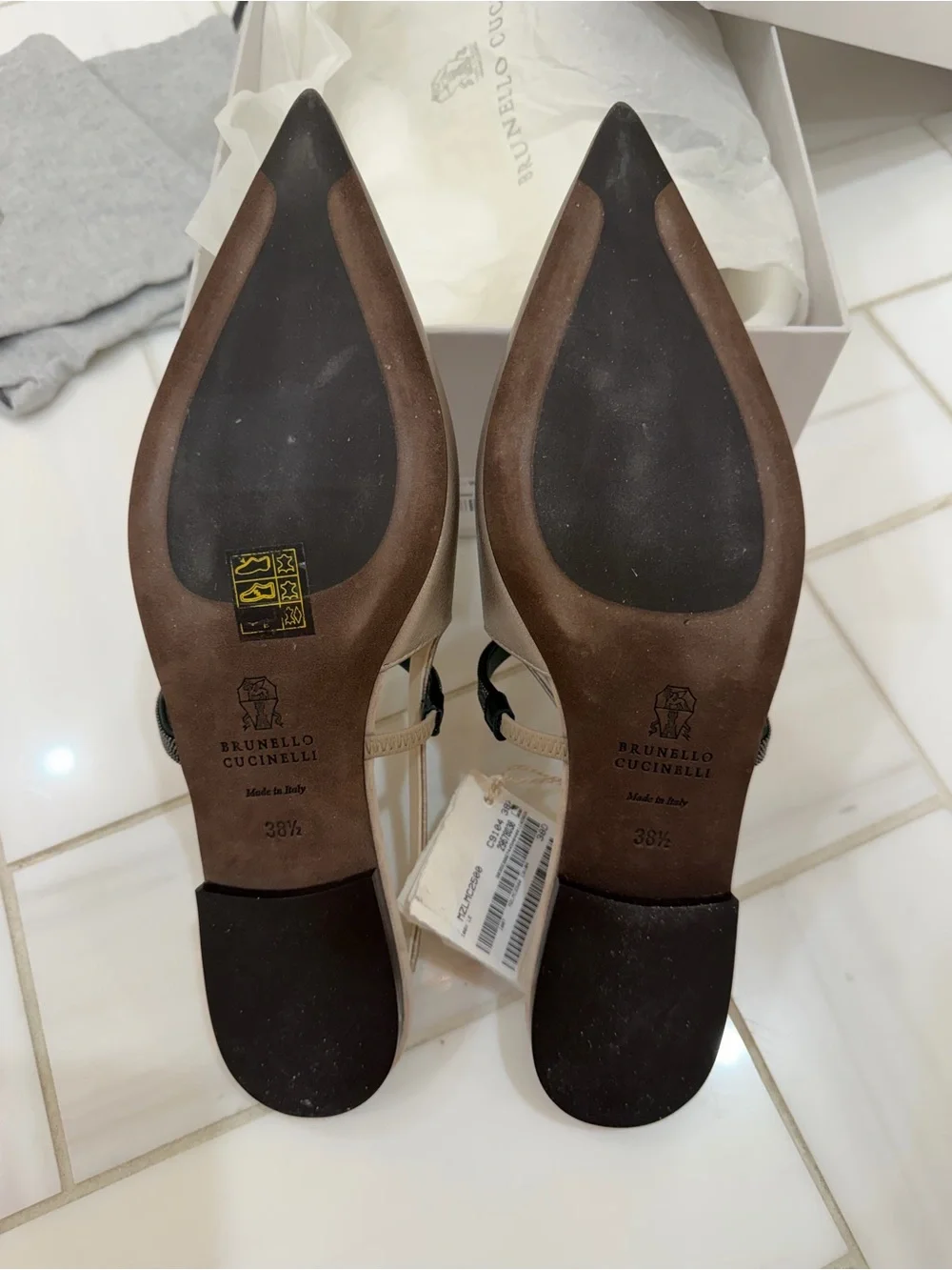 New Brunello Cucinelli Metallic Taupe Pointed Slingback Flats with Black Strap - Picture 8 of 8